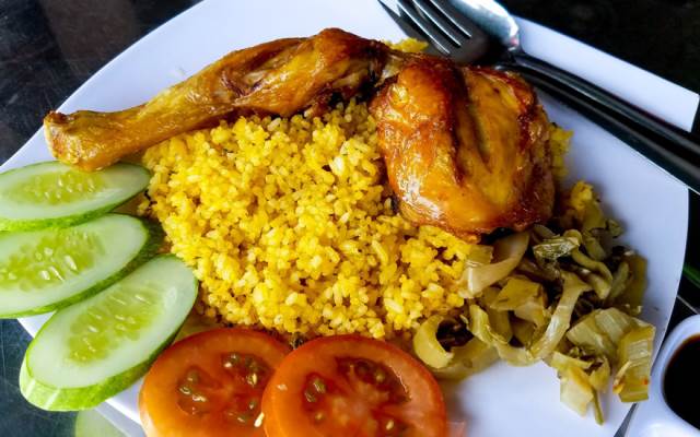 cơm trưa ở Mỹ Tho