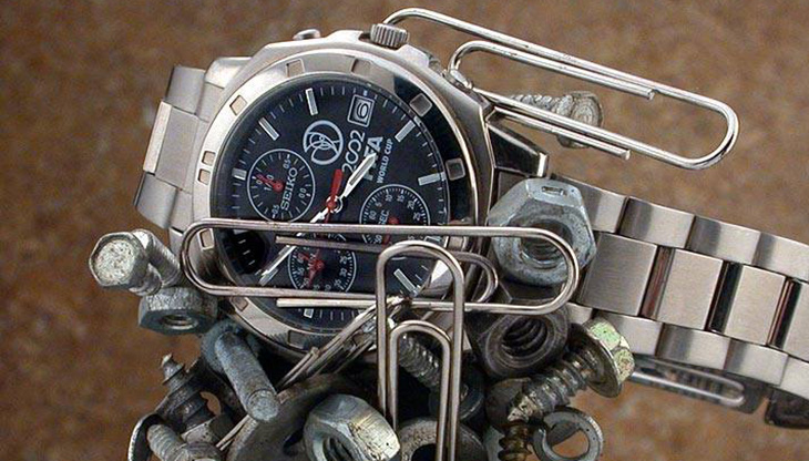 đồng hồ bị nhiễm từ